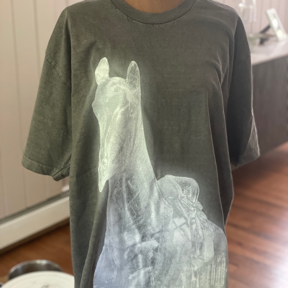 Beyoncé Renaissance Tour No Skips Tshirt - brand new